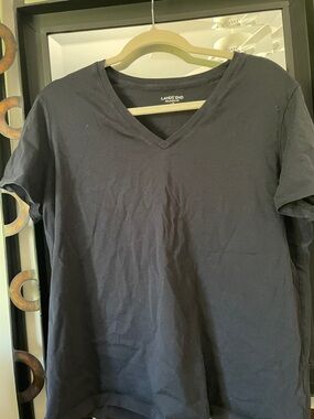 Lands' End Womens Short-Sleeve V-Neck Tee in Black